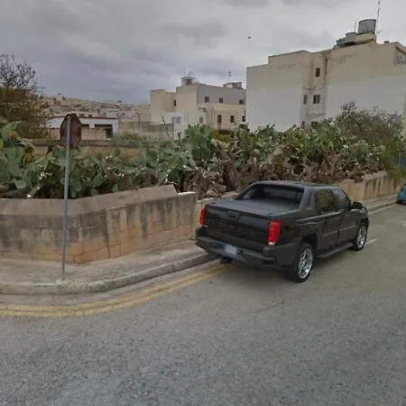 Modern 3 Bedroom 5m Away From Promenade Marsaskala