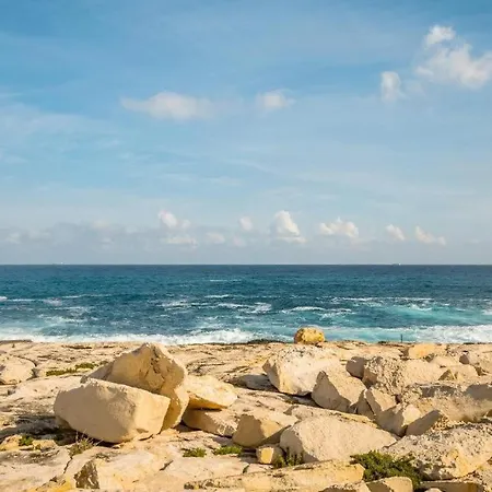 Modern 3 Bedroom 5m Away From Promenade Marsaskala