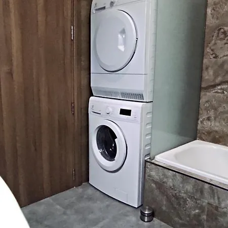Dom wakacyjny Modern 3 Bedroom 5m Away From Promenade *