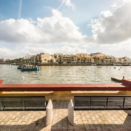 Modern 3 Bedroom 5m Away From Promenade * Marsaskala