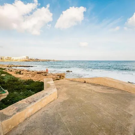 Modern 3 Bedroom 5m Away From Promenade Dom wakacyjny Marsaskala